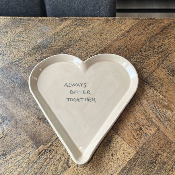 Fad med teksten "Always better together"