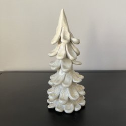 H�ndlavet juletr� i keramik