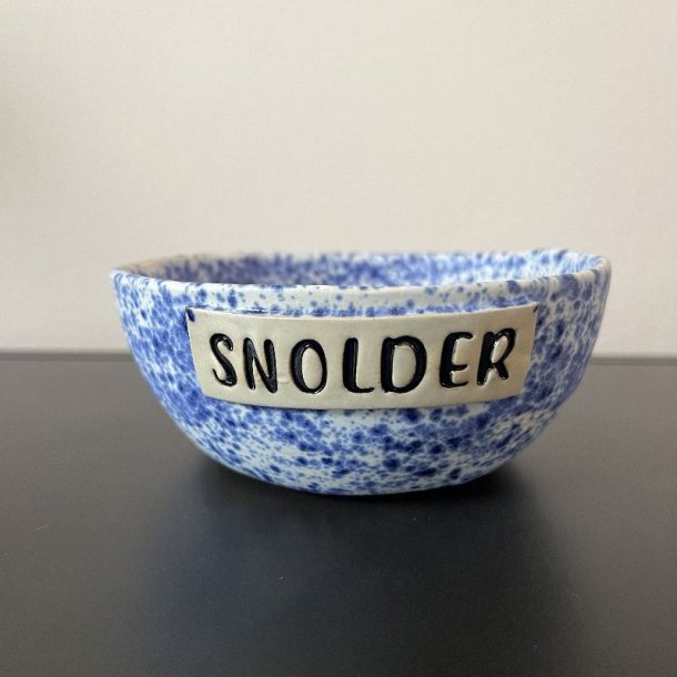 Sliksk�l med teksten "Snolder"