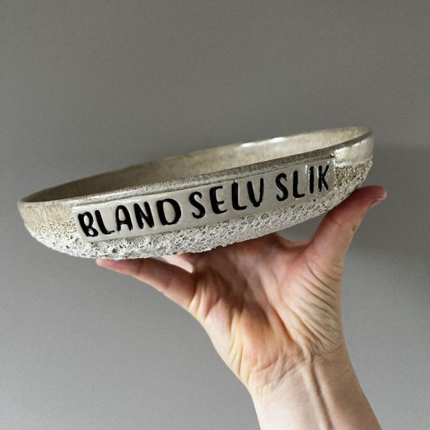 Sk�l med teksten "Blans selv slik"