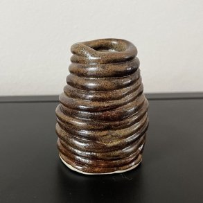 Lille vase til for�rsblomster (Brun)