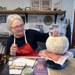 Keramik kursus "Jeg vil selv" Der skal bookes mindst 2 gange.